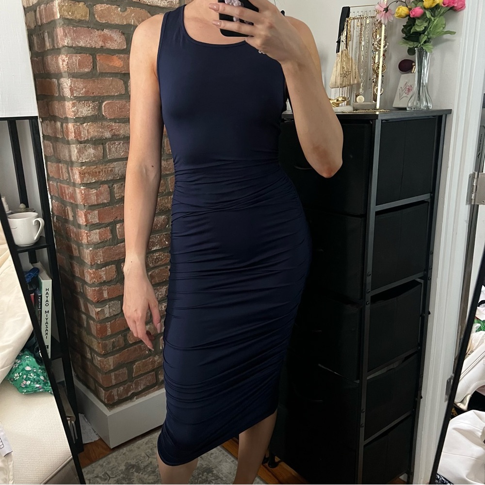Elegant Navy Sleeveless Dress